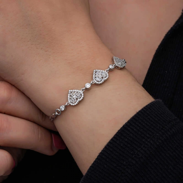 Kadın ​Gümüş Baget Taşlı Kalp Kadın Bileklik
