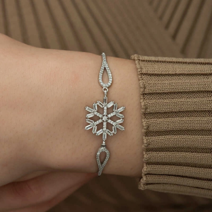 Kadın ​Gümüş Baget Taşlı Kar Tanesi Bileklik
