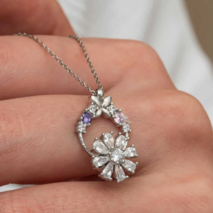 Kadın Gümüş Beyaz Dönen Çiçek Kadın Kolye