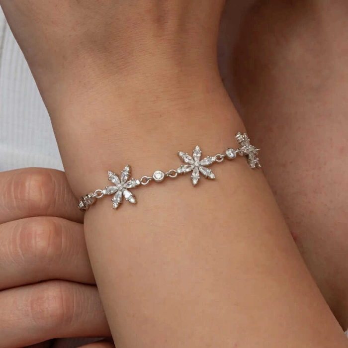 Kadın Gümüş Beyaz Lotus Çiçeği Kadın Bileklik