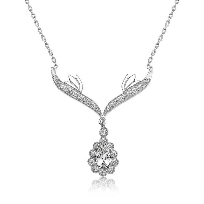 Kadın Gümüş Beyaz Taşlı Madalyon  Bayan Kolye