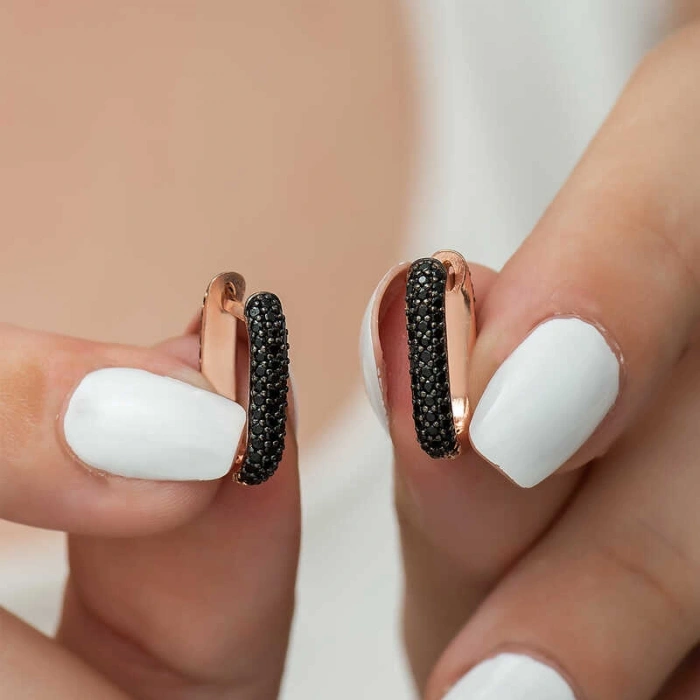 Kadın Gümüş Çift Taraflı SiyahTaşlı J Bayan Küpe