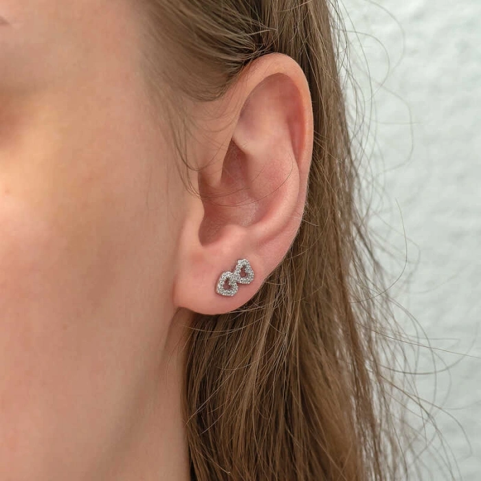 Kadın ​Gümüş İki Kalp Çivili Bayan Küpe