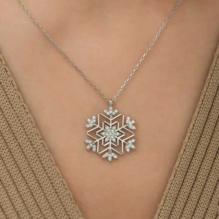 Kadın Gümüş Kar Tanesi Kolye