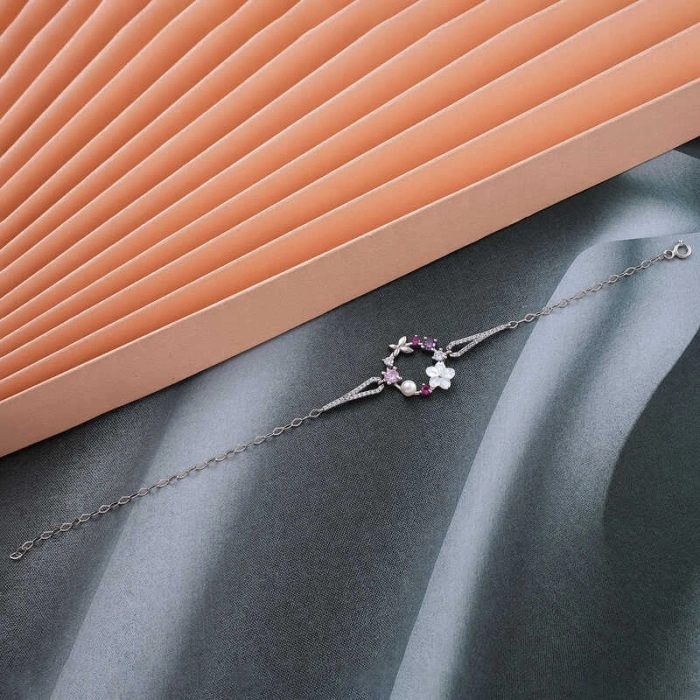 Kadın Gümüş Manolya Çiçeği Kelebek Kadın Bileklik