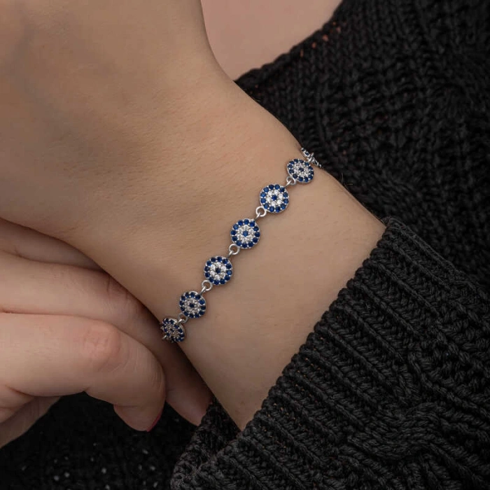 Kadın ​Gümüş Nazar Boncuklu Kadın Bileklik