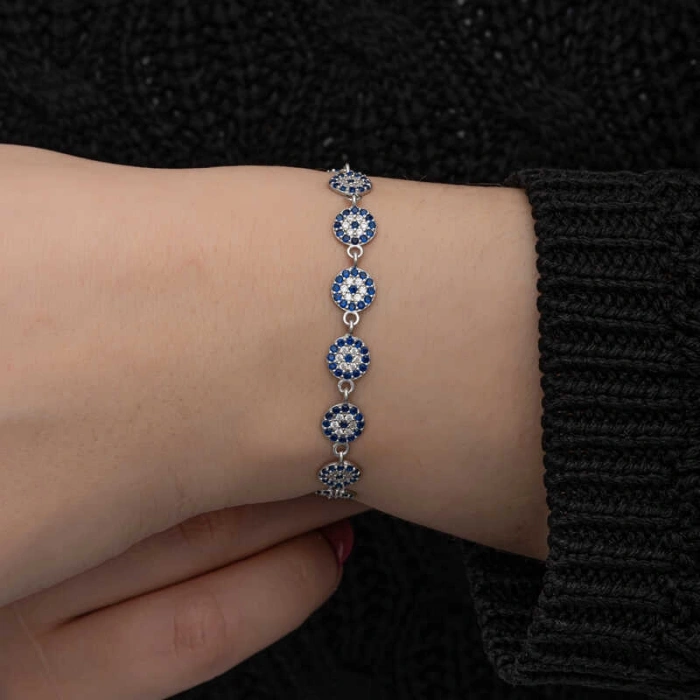 Kadın ​Gümüş Nazar Boncuklu Kadın Bileklik