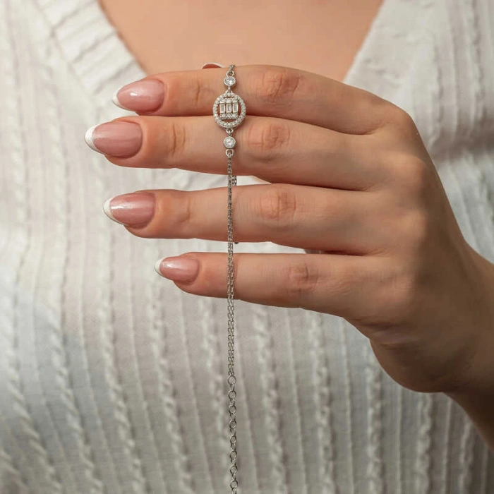 Kadın Gümüş Oval Baget Taşlı Kadın Bileklik