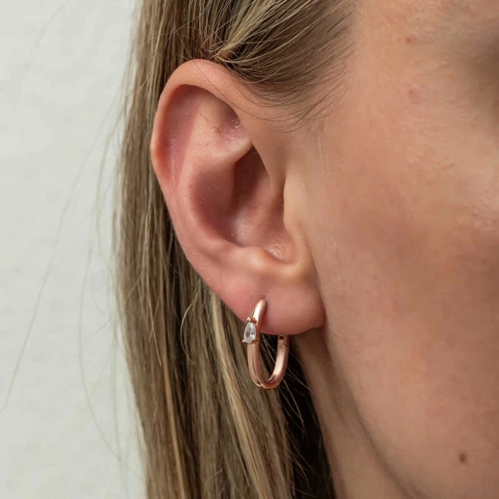 Kadın Gümüş Oval Damla Taşlı Kadın Küpe