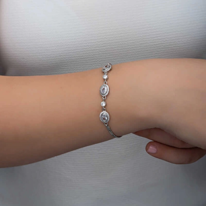 Kadın Gümüş Oval Taşlı Kadın Bileklik