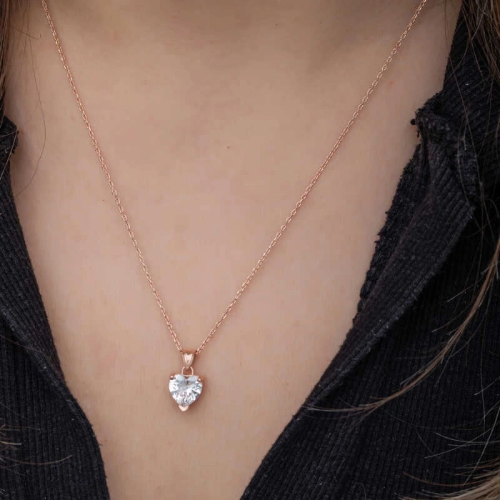 Kadın Gümüş Rose Beyaz Taşlı Kalpli Kadın Kolye