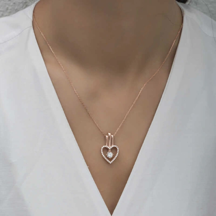 Kadın Gümüş Rose Kalpli Tek Taş Kadın Kolye