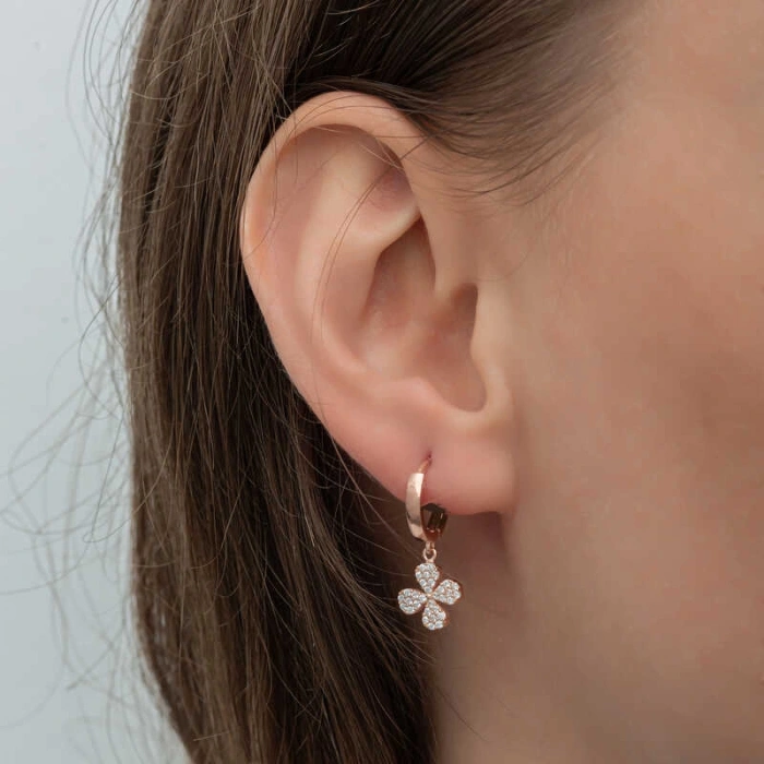 Kadın ​Gümüş Rose Sallantılı Yonca Kadın Küpe