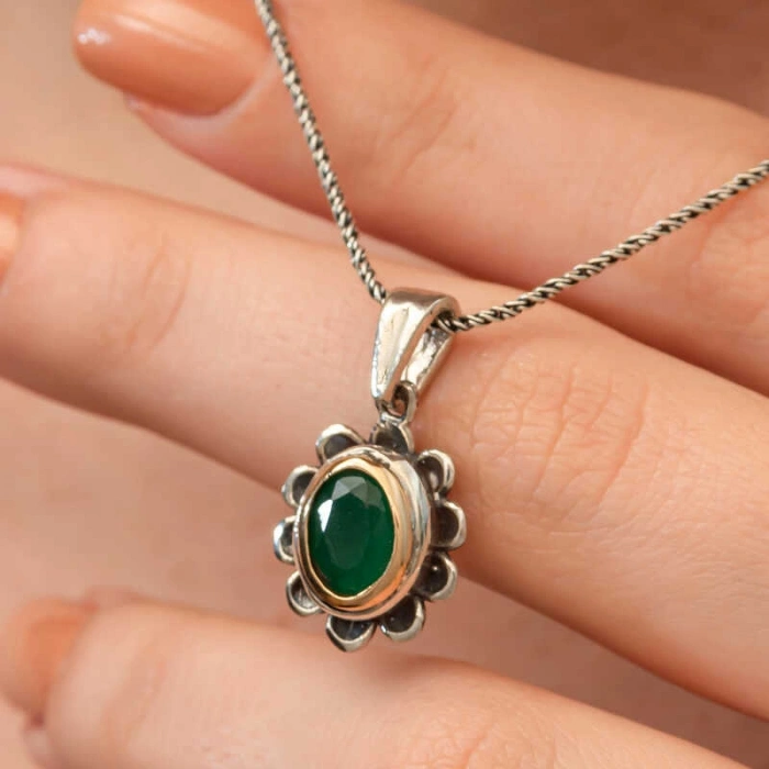 Kadın Gümüş Yeşil Çiçek Desenli Otantik Kadın Kolye