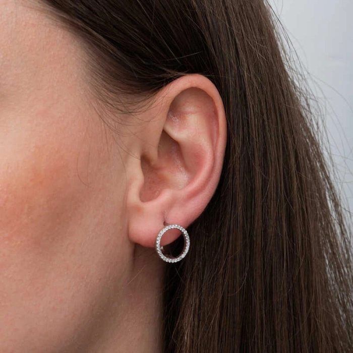 Kadın Gümüş Yuvarlak Kadın Küpe