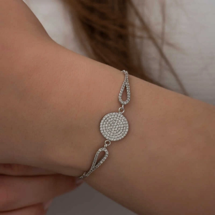 Kadın Gümüş Zirkon Taşlı Daire Bileklik