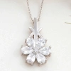 Kadın Gümüş Beyaz Sevgi Çiçeği Kadın Kolye