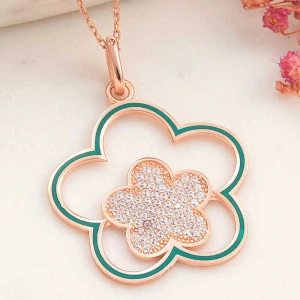 Kadın ​Gümüş Rose Çiçek Desenli Kadın Kolye