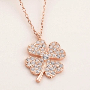 Kadın Gümüş Rose Dört Yapraklı Yonca Kadın Kolye