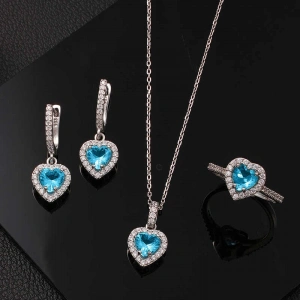 Kadın Gümüş Turkuaz Taşlı Kalpli Kadın Set