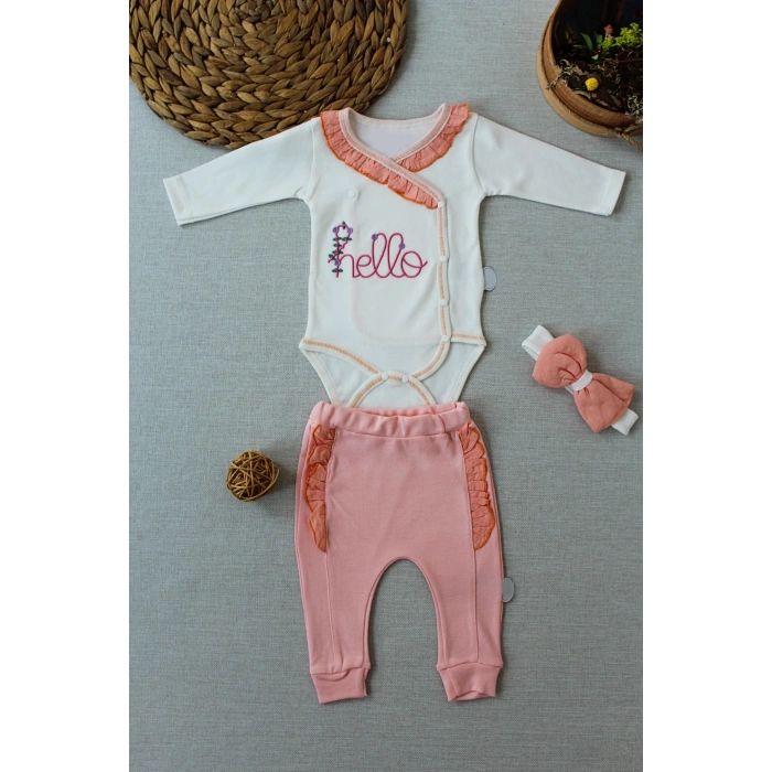 3-6 6-9 9-12 Ay Hello Nakışlı Kruvaze Bandanalı Uzun Kollu Zıbınlı 3lü Kız Bebek Takımı Somon
