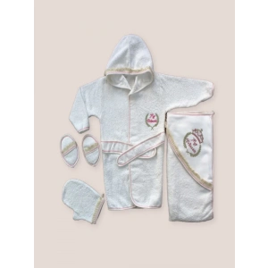 0-6 Ay Kaplan Nakışlı Bornozlu 5li Kız Bebek Havlu Silgi Takımı Pembe