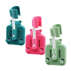 Renkli Plastik - Oturan Kedi Figürlü  Duş Askısı  4 Yön Oynar Başlık (4172)