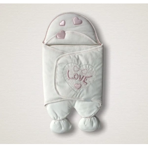 Yenidoğan Lüks Üç Kalp Love Nakışlı Kız Bebek Ayaklı Kundak Bebek Battaniyesi Ekru