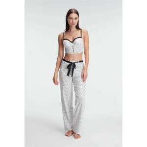 Fantezi Bralet Sütyen Pamuklu Puantiye Desenli Desteksiz Dantel Detaylı Pijama Takımı