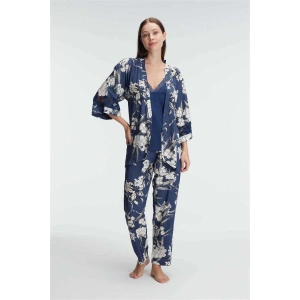 İp Askılı V Yaka Kadın Viskon Çiçek Desenli Yazlık Dantel Detaylı Pijama Takımı Sabahlık