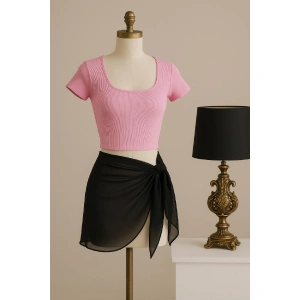 Kadın Pembe Yarım Kol Crop Ve Siyah Pareo 2li Set