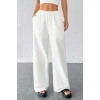 Kadın Beyaz Bol Kesim Cepli Geniş Paça Dökümlü Pantolon