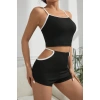 Kadın Siyah Beyaz Şortlu Cut-out Detaylı Gecelik Takımı