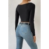 Kadın Siyah Uzun Kol Göğüs Dekolteli Şık Crop Top Bluz