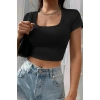 Kadın Siyah Yarım Kol Düz Yaka Crop Top Bluz