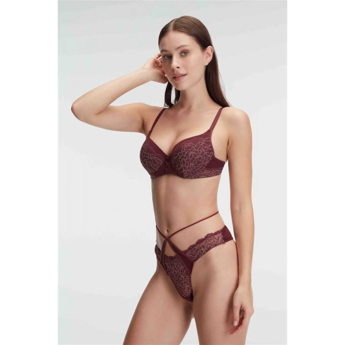 Fantezi Çiçek Desenli Destekli Balenli Kaplı Dantel Detaylı İç Çamaşırı Takımı