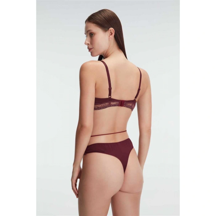 Fantezi Çiçek Desenli Destekli Balenli Kaplı Dantel Detaylı İç Çamaşırı Takımı