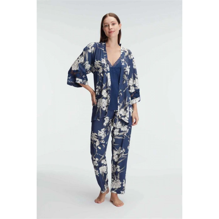 İp Askılı V Yaka Kadın Viskon Çiçek Desenli Yazlık Dantel Detaylı Pijama Takımı Sabahlık