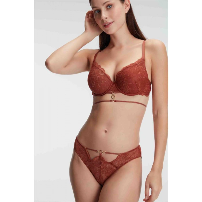 Kadın Balenli Destekli Dolgulu Göbek Detaylı Dantelli Sütyen Ve Slip Takım