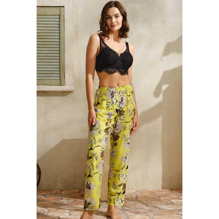Kadın Dokuma Viskon Çiçek Baskılı Dantelli Sabahlık Balenli Desteksiz Dolgusuz Büstiyer Sütyen Ve Pantolon Pijama 3lü Takım