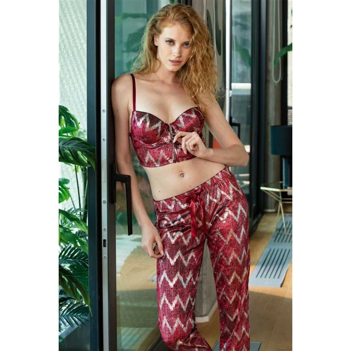 Kadın Kadife Balenli Destekli Dolgulu Parlak Baskılı Fermuar Detaylı Büstiyer Ve Pantolon Pijama Takım