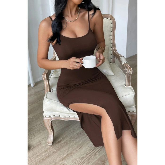 Kadın Kahverengi Yırtmaçlı Diz Altı Vücüdu Saran Gecelik