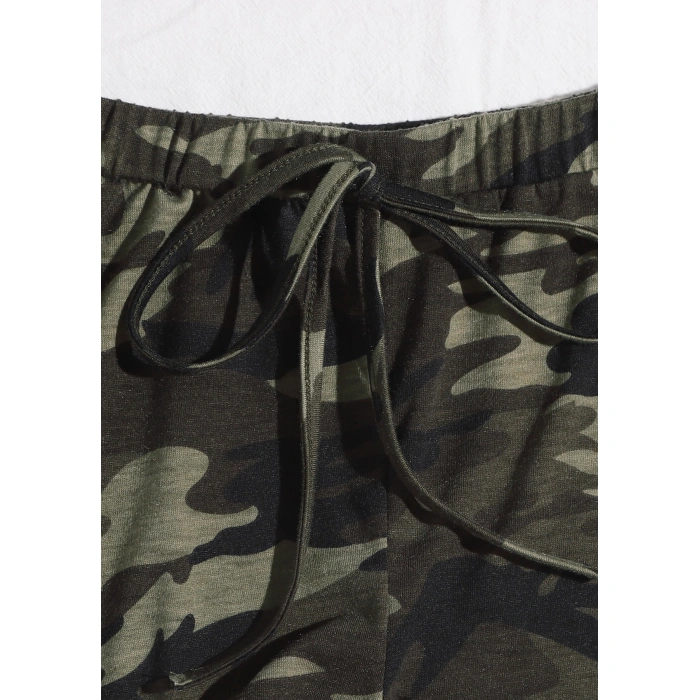 Kadın Kamuflaj Desenli Askılı Crop Top Ve Şortlu Gecelik Takım