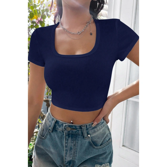 Kadın Lacivert Yarım Kol Düz Yaka Crop Top Bluz