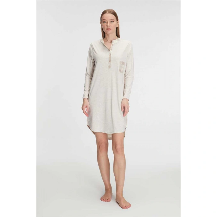 Kadın Pamuklu Düğmeli Uzun Kollu Gecelik – Rahat Kalıp, Doğal Kumaş, Zasız Şıklık