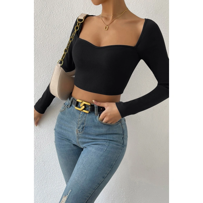 Kadın Siyah Uzun Kol Göğüs Dekolteli Şık Crop Top Bluz