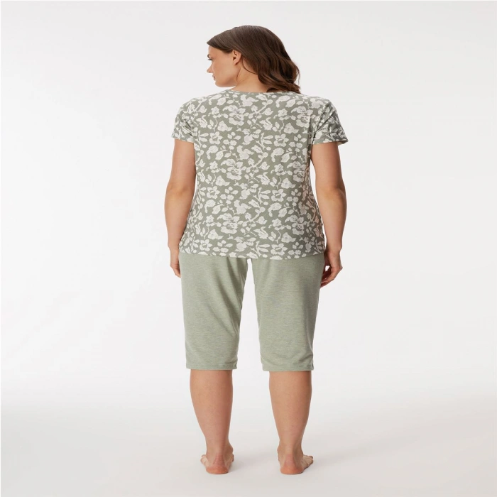 Kadın T-shirt Ve Kapri Pantolon Takım