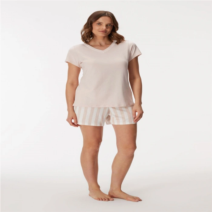 Kadın T-shirt Ve Şort Takım