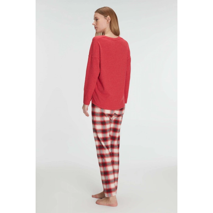 Pamuklu Kışlık Kare Desenli Uzun Kol Pijama Takımı