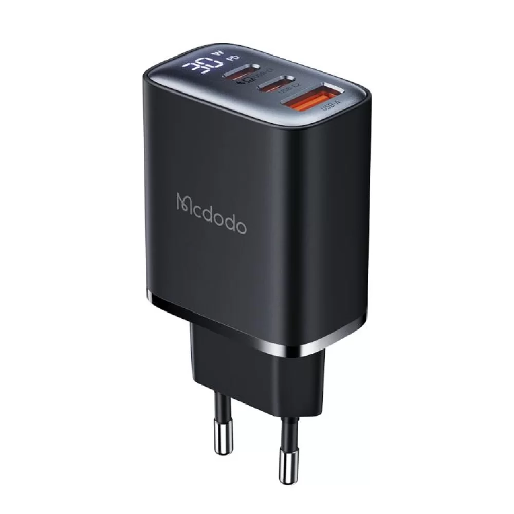 MCDODO CH-2180 30W 2 TYPE-C 1 USB-A GİRİŞLİ DİGİTAL GÖSTERGELİ HIZLI ŞARJ ALETİ- SİYAH